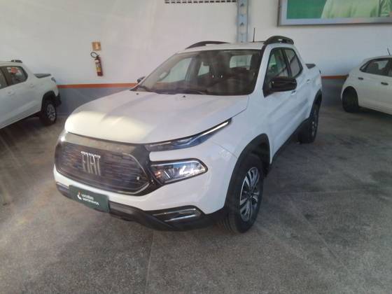 FIAT TORO 1.3 TURBO 270 FLEX FREEDOM AT6 FIAT TORO 1.3 TURBO 270 FLEX FREEDOM AT6